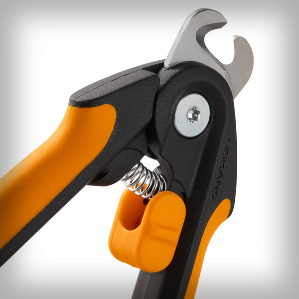 FISKARS NAGELSCHERE M/L