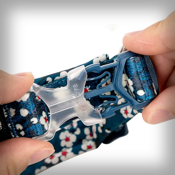 TRUE LOVE HALSBAND FLOWER