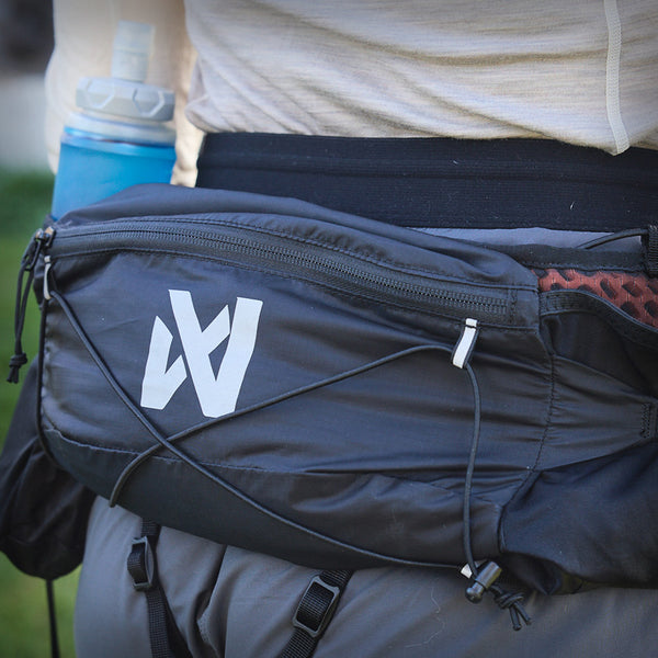 TRAIL LIGHT BELT MIT 5 TASCHEN