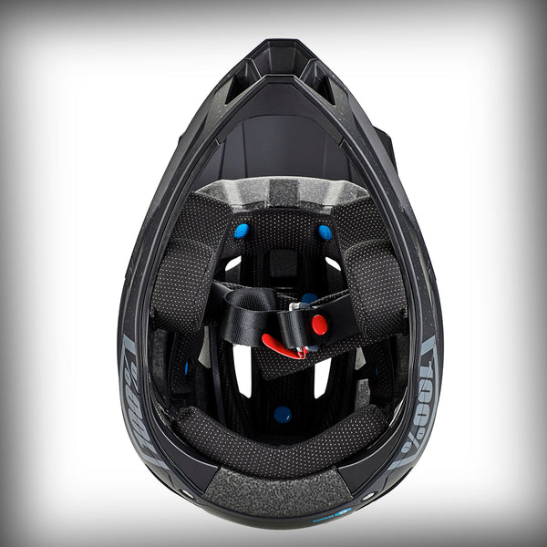 100% TRAJECTA HELM SCHWARZ