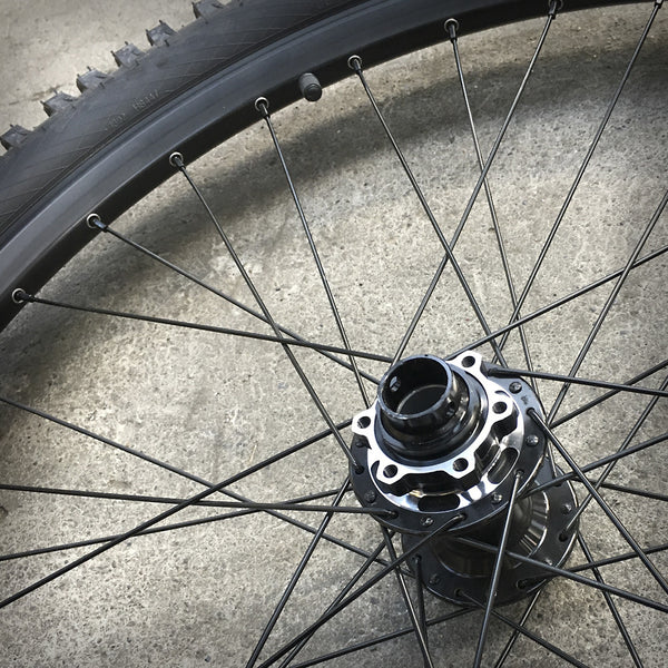 fahrrad vorderrad 26 kaufen VORDERRAD GRAVITY 26" FÜR 20MM ACHSE – SCOOTERSPORT
