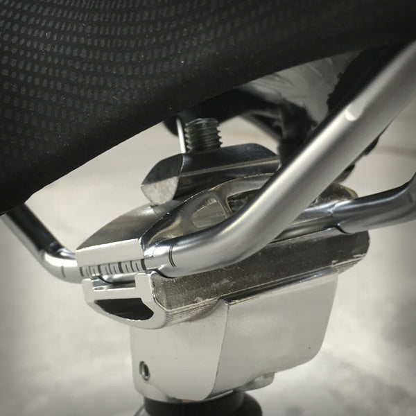 REHA-SATTEL (HÖHENVERSTELLBAR)