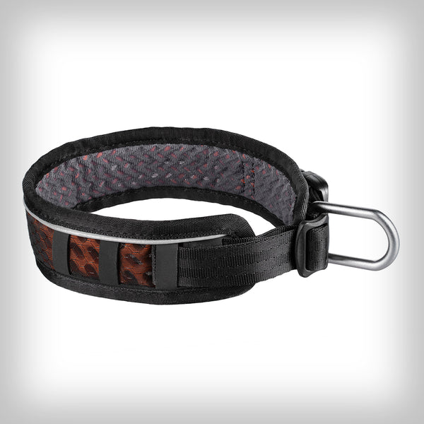 NON-STOP ROCK COLLAR ADJUSTABLE- Ein Funktionshalsband für sportliche Hunde. Unser einzigartiges HexiVent-Material ist gut geeignet für warmes Wetter und für alle Aktivitäten, bei denen dem Hund warm wird...