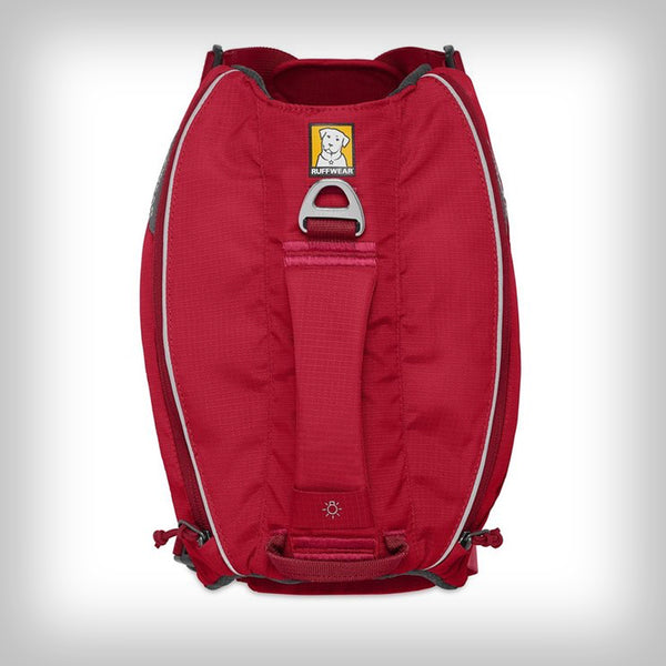 RUFFWEAR SINGLETRAK HUNDERUCKSACK- ist ein leichter, flach anliegender Hunderucksack für Wasserversorgung, der für jedes Abenteuer geeignet ist. Der Singletrak hat zwei faltbare Wasserflaschen, zwei Aufbewahrungstaschen für die wichtigsten Gegenstände