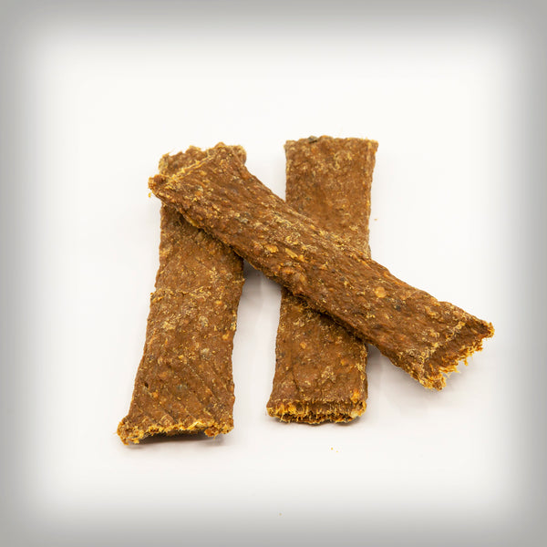 FASAN TROCKENFLEISCH- Dieser Snack besteht zu 100% aus Fasan-Trockenfleisch. Regelmässige Kontrollen der Rohstoffe, Produktionsabläufe und Endprodukte garantieren die hohe Qualität.  Lecker für zwischendurch  Dosierung:   Nach belieben   Zusammensetzung:  100% Fasan Protein: 38.8% Fett: 34.9%  Einheit: 250g / 500 / 1000g