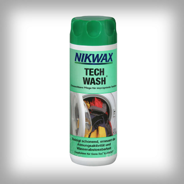 NIKWAX TECHWASH- Das Tech Wash ist die sicherste Art, deine wasserdichte Bekleidung gründlich zu reinigen, während Imprägnierung und Atmungsaktivität aufgefrischt werden.